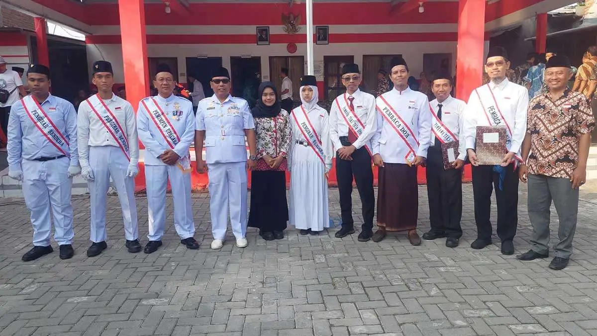 Upacara HUT ke-81 RI di Sidorejo Sidoarjo Jadi Momentum Kebersamaan Warga