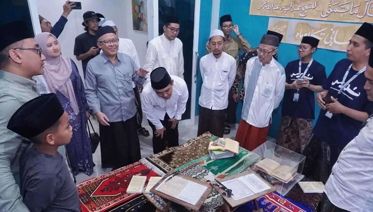 Hadiri Haul KH Abdul Hamid, Wali Kota Pasuruan Sebut Sejarah Jadi Fondasi Merajut Masa Depan Daerah