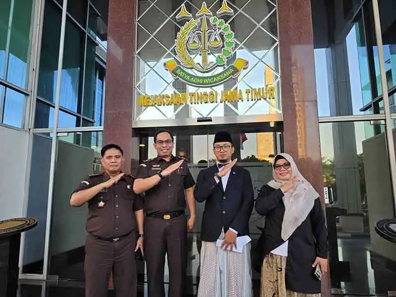 Ditjen Pengendalian PHU Kemenhaj langsung memproses aduan masyarakat di Kejati Jatim. (Ist)