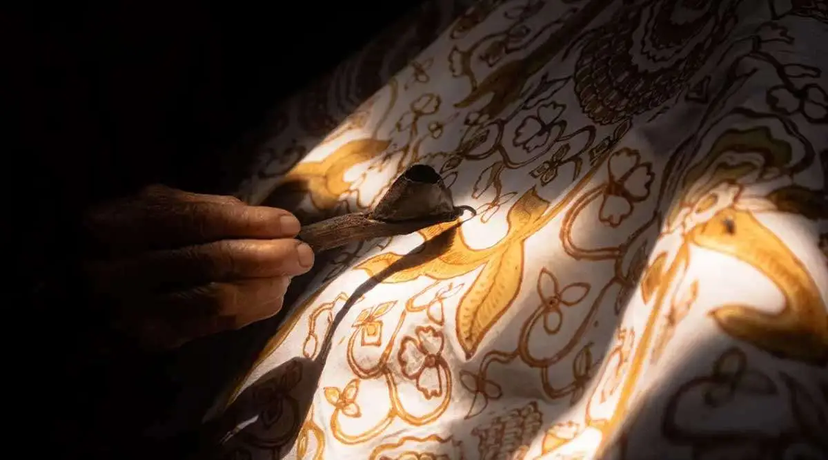 Wastra Indonesia, dari Batik hingga Tenun Nusantara