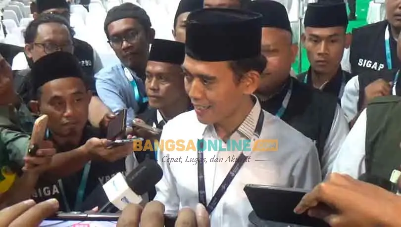Wakil Ketua Komisi Organisasi Muktamar, Asrorun Niam, saat ditemui usai sidang malam ini. Foto: Bangsaonline.