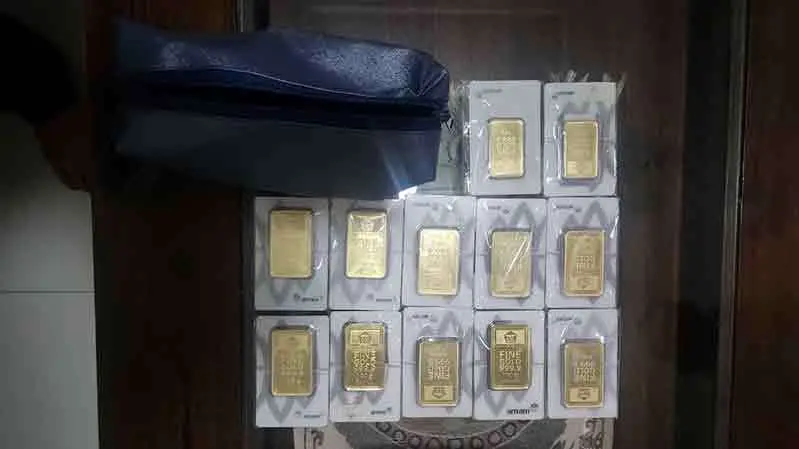Harga Emas Antam Hari Ini Anjlok, Per Gram Turun hingga Rp80 Ribu, Cek Harga Lengkapnya