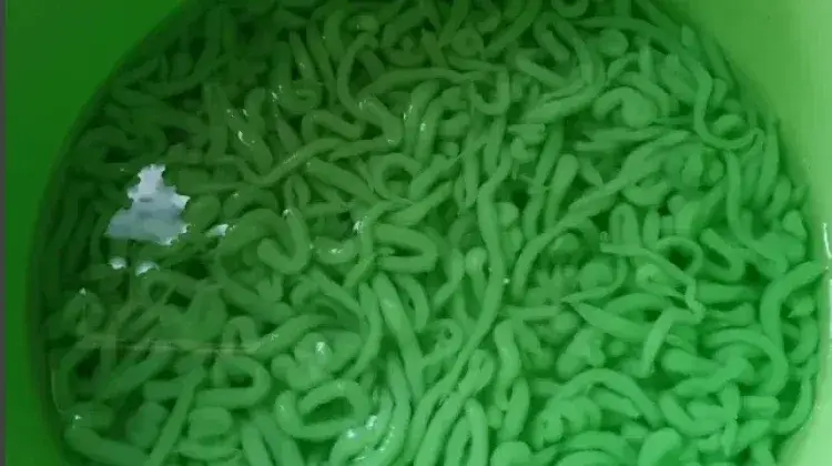 Cendol Dawet Tetap Jadi Minuman Tradisional Segar di Kala Panas, Pedagang Ungkap Cara Menyajikannya