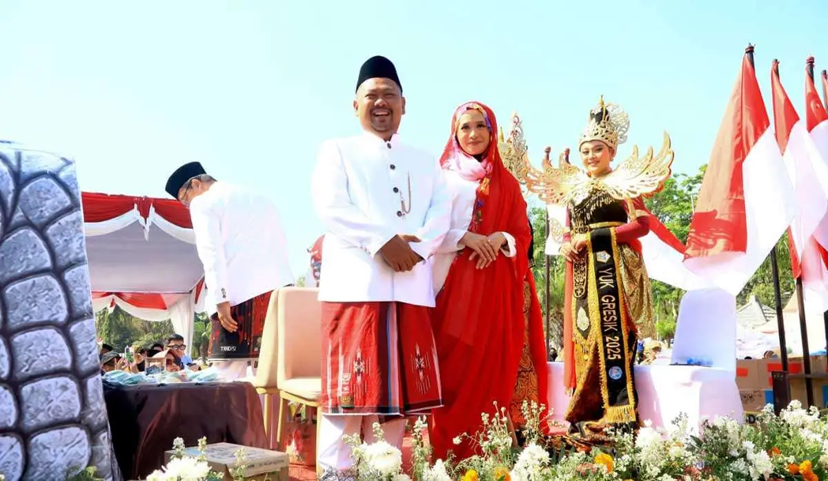 Bupati dan Wakil Bupati Gresik Meriahkan Merdeka Carnival 2026