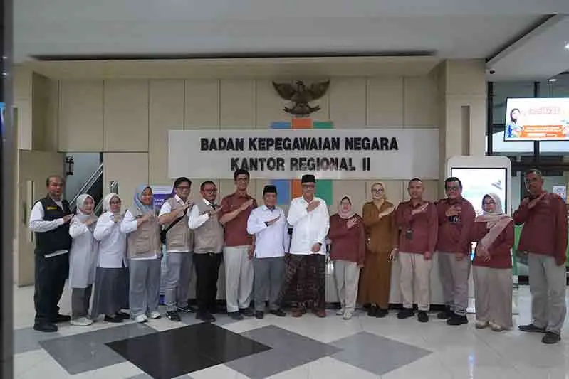 Tinjau CAT PPIH Kesehatan di Surabaya, Menhaj Gus Irfan Sebut BKN sebagai Terobosan