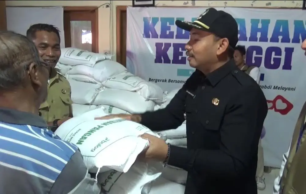 Penerima Bantuan Pangan di Ngawi Bertambah Jadi 167.506 KPM, Bulog Siapkan 5.000 Ton Beras
