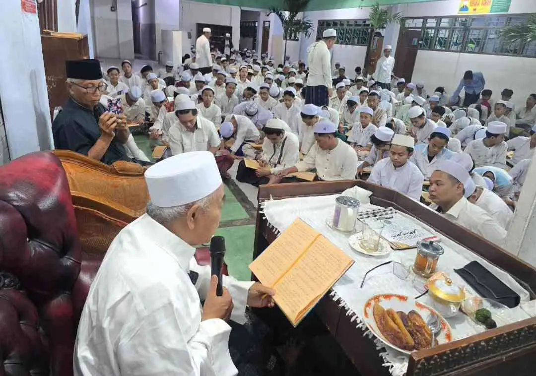 Bertabur Beasiswa, Diterima di AS, Eropa dan Timteng, 1.161 Santri Amanatul Ummah Lolos PTN dan LN