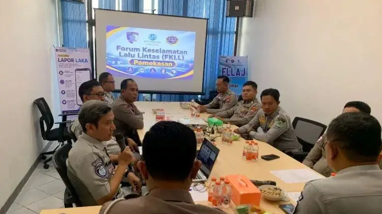 Rapat koordinasi Forum Keselamatan Lalu Lintas Pamekasan
