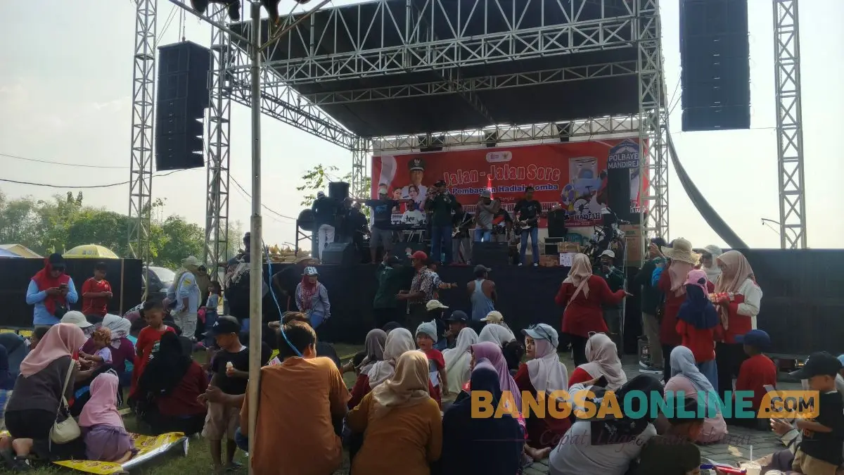 Jalan Sore dan Doorprize Kambing Meriahkan HUT ke-81 RI di Mandirejo Tuban