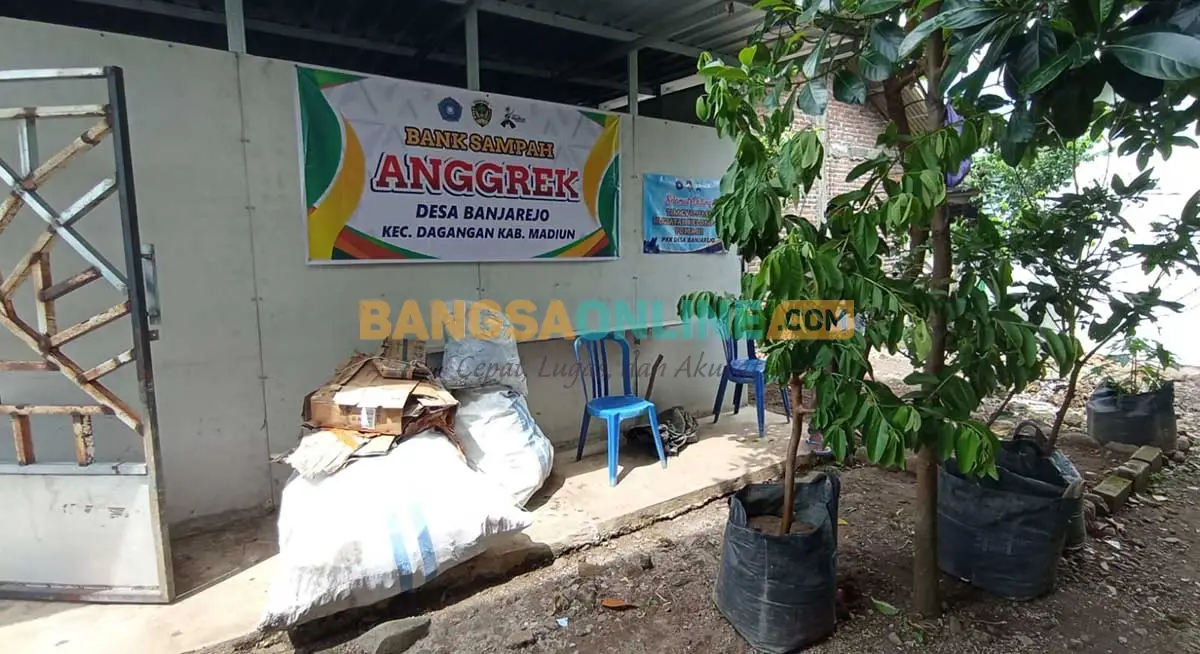 ​Solusi Cerdas Pemdes Banjarejo Madiun Atasi Polemik Sampah Rumah Tangga