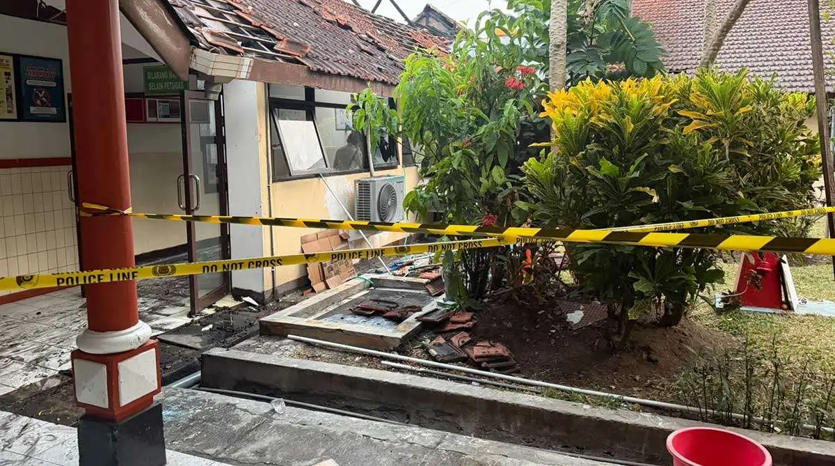 Olah TKP Kebakaran Dapur Gizi RSSA Malang, Polisi Sebut Api Berasal dari Blower