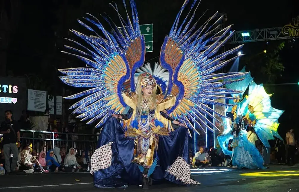 Semarak Lamongan Night Carnival Tahun Kedua, Alun-Alun Disulap Jadi Panggung Pertunjukan Terbuka