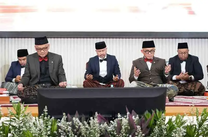 Peringati Hari Khidmat, Menhaj Gus Irfan: Layani Jemaah Adalah Amanah