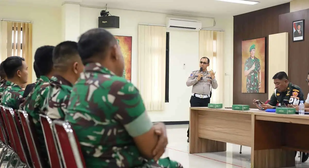 Satlantas Polres Gresik Gelar Coaching Clinic dan Safety Riding
