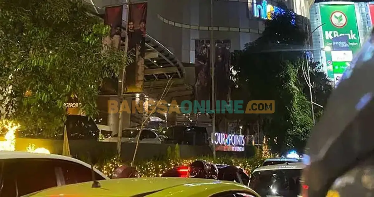 Jalan Tunjungan, Surabaya. Foto: NUR RYAN FITRIADY/BANGSAONLINE