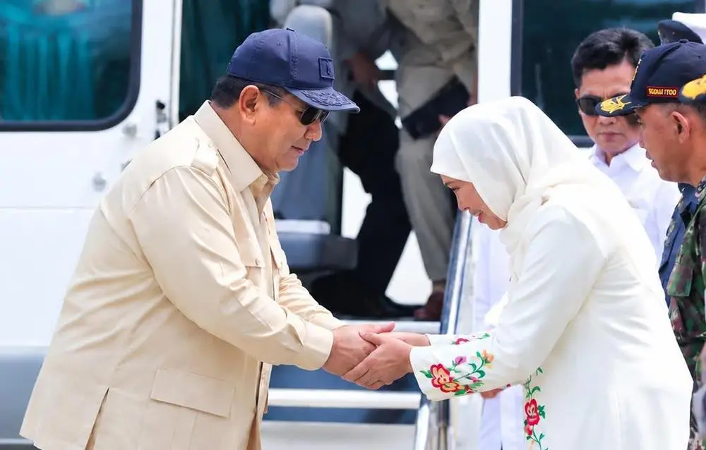 Gubernur Khofifah Dampingi Presiden Prabowo Hadiri 1 Abad Pondok Modern Darussalam Gontor