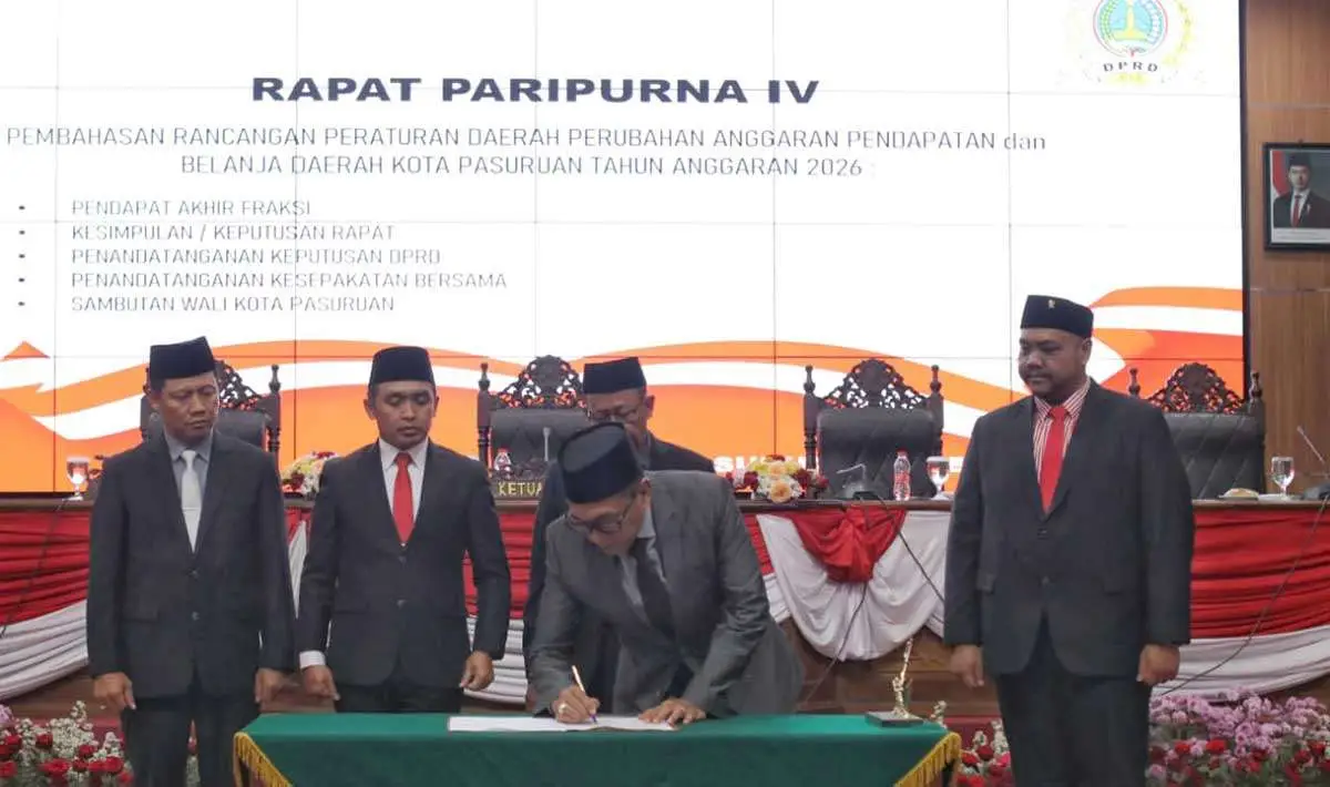 Penyepakatan Raperda Perubahan APBD 2026 dalam rapat paripurna DPRD Kota Pasuruan.
