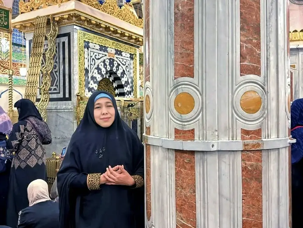 Di Raudhah, Khofifah Ajak Umat Islam Teladani Keilmuan Sayyidah Aisyah