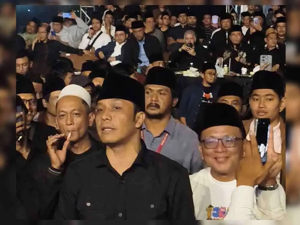 Dewa 19 dan Letto Meriahkan Puncak Harlah ke-2 Teras Gubuk, Gus Kautsar Sampaikan Apresiasi