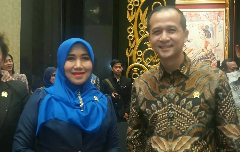 Dok. Anggota DPD, RI Lia Istifhama bersama Menteri Transmigrasi RI, M. Iftitah Sulaiman.