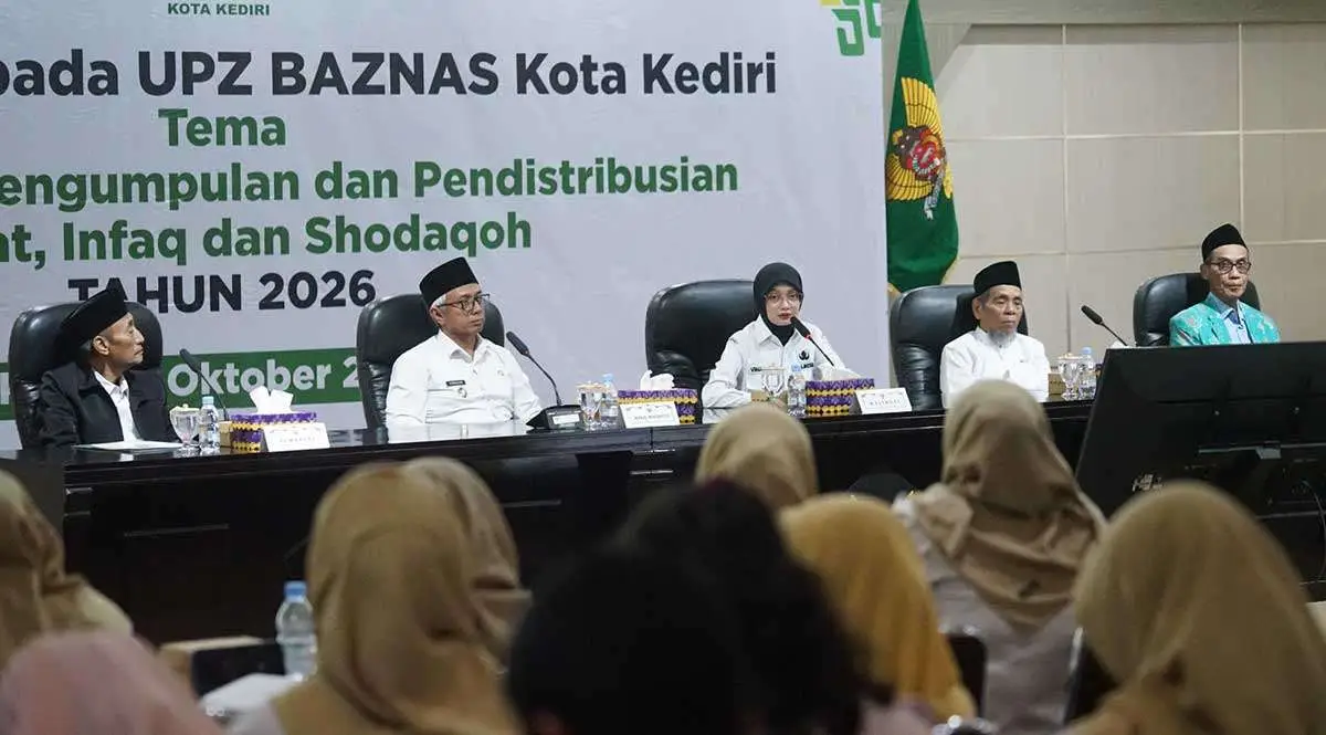 Wali Kota Kediri saat memberi arahan kepada UPZ Baznas Kota Kediri. Foto: Ist