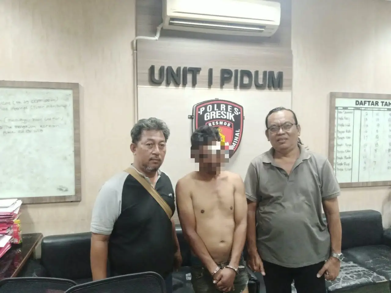 Pelaku curanmor di Panceng saat diamankan di Mapolres Gresik