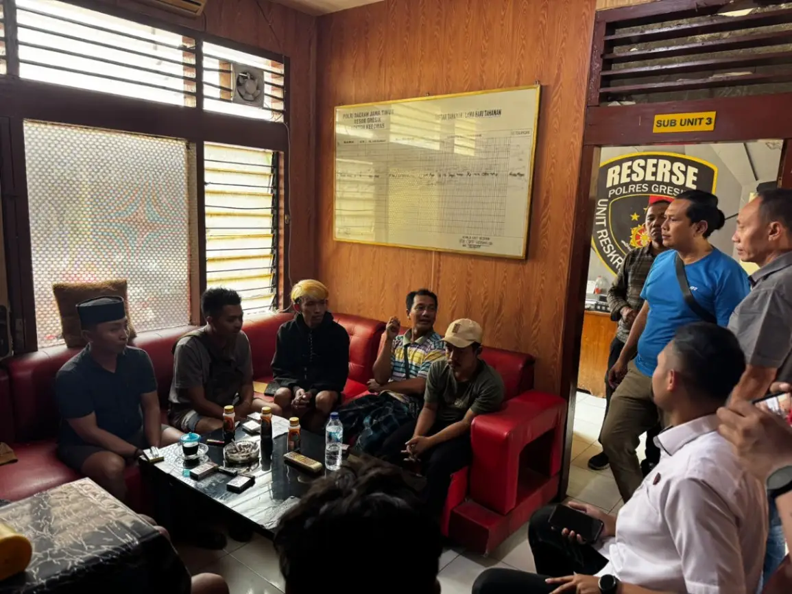 Respons Keluhan Pertalite Langka, Polres Gresik Amankan 14 Orang dan Motor Bertangki Modifikasi