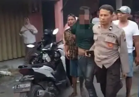 Polsek Karanggeneng Lamongan Amankan Terduga Pelaku Curanmor dari Amuk Massa di Karangcangrking