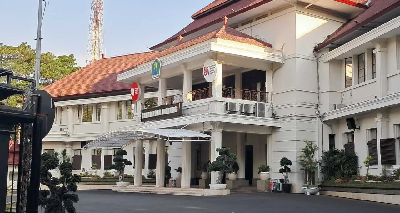 Kanopi Modern di Balai Kota Malang Disorot, Pengamat: Contoh Buruk Cagar Budaya