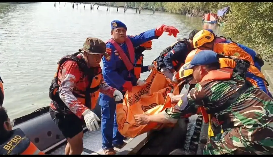 2 Hari Dicari, Pemancing yang Tenggelam di Sungai Kalimireng Gresik Ditemukan 200 Meter dari Lokasi