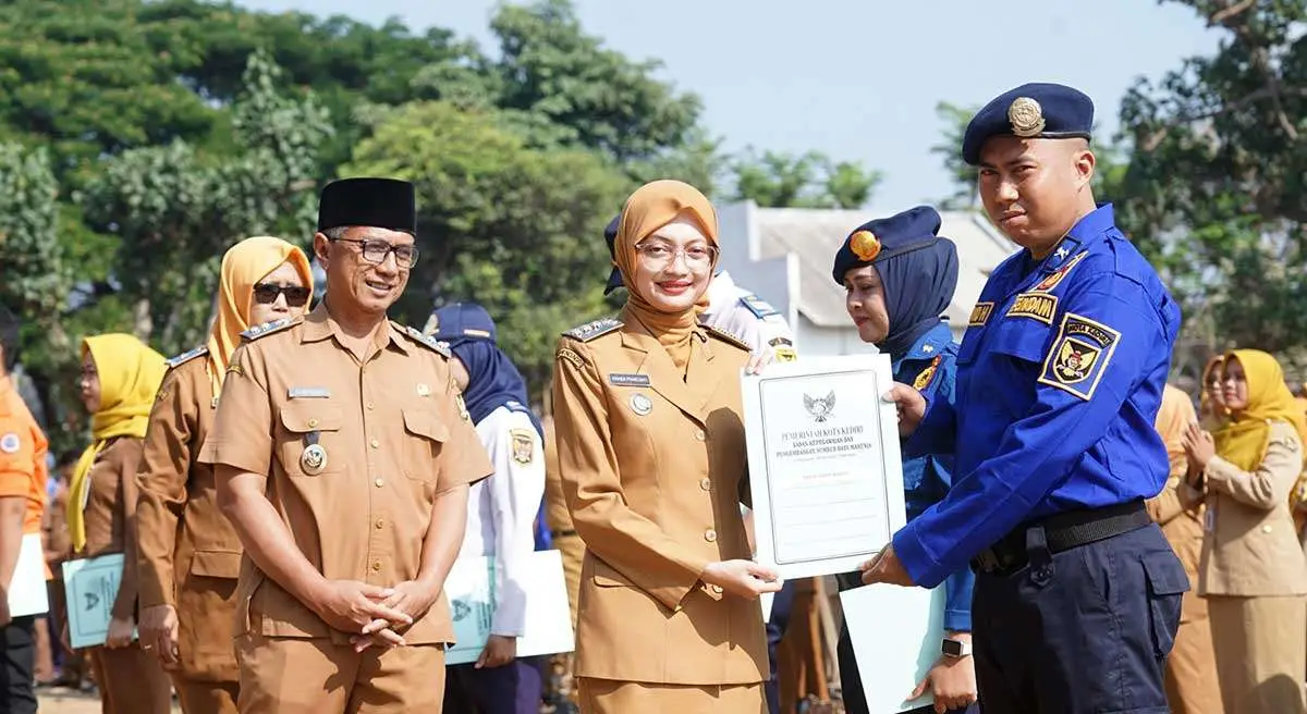 Ribuan PPPK Terima SK Perpanjangan, Wali Kota Kediri Minta ASN Tingkatkan Kinerja