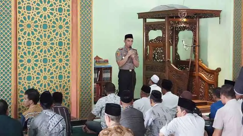 Kapolres Mojokerto Kota Ingatkan Warga Lebih Waspada Terhadap Informasi di Medsos