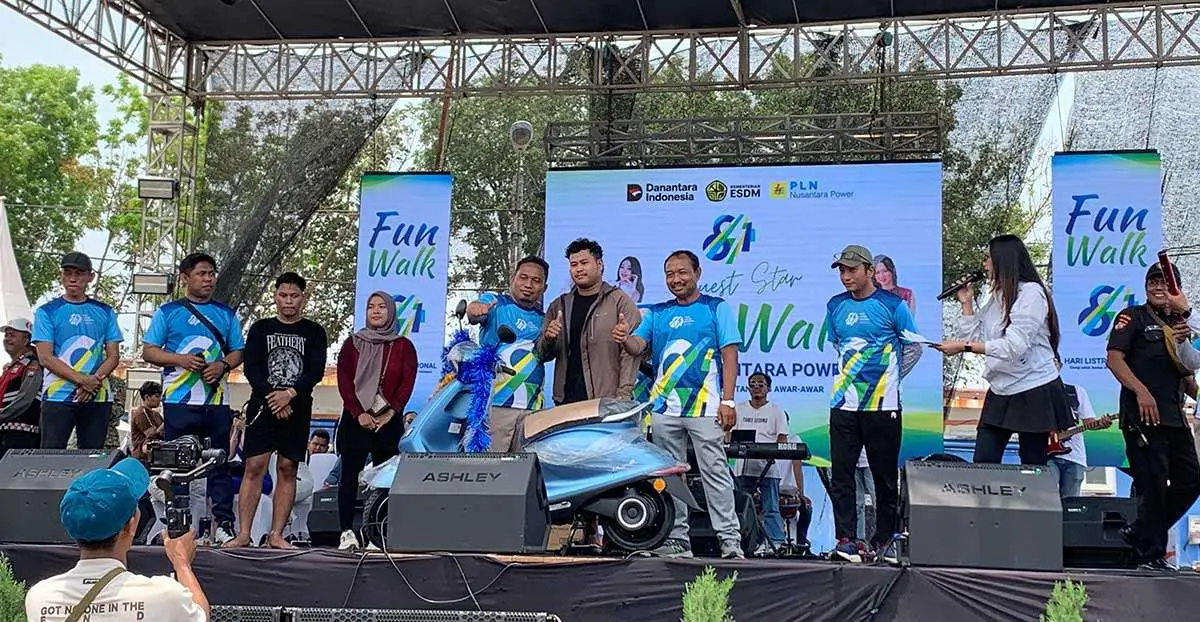 PLN NP UP Tanjung Awar-Awar Rayakan Hari Listrik Nasional Bersama Masyarakat