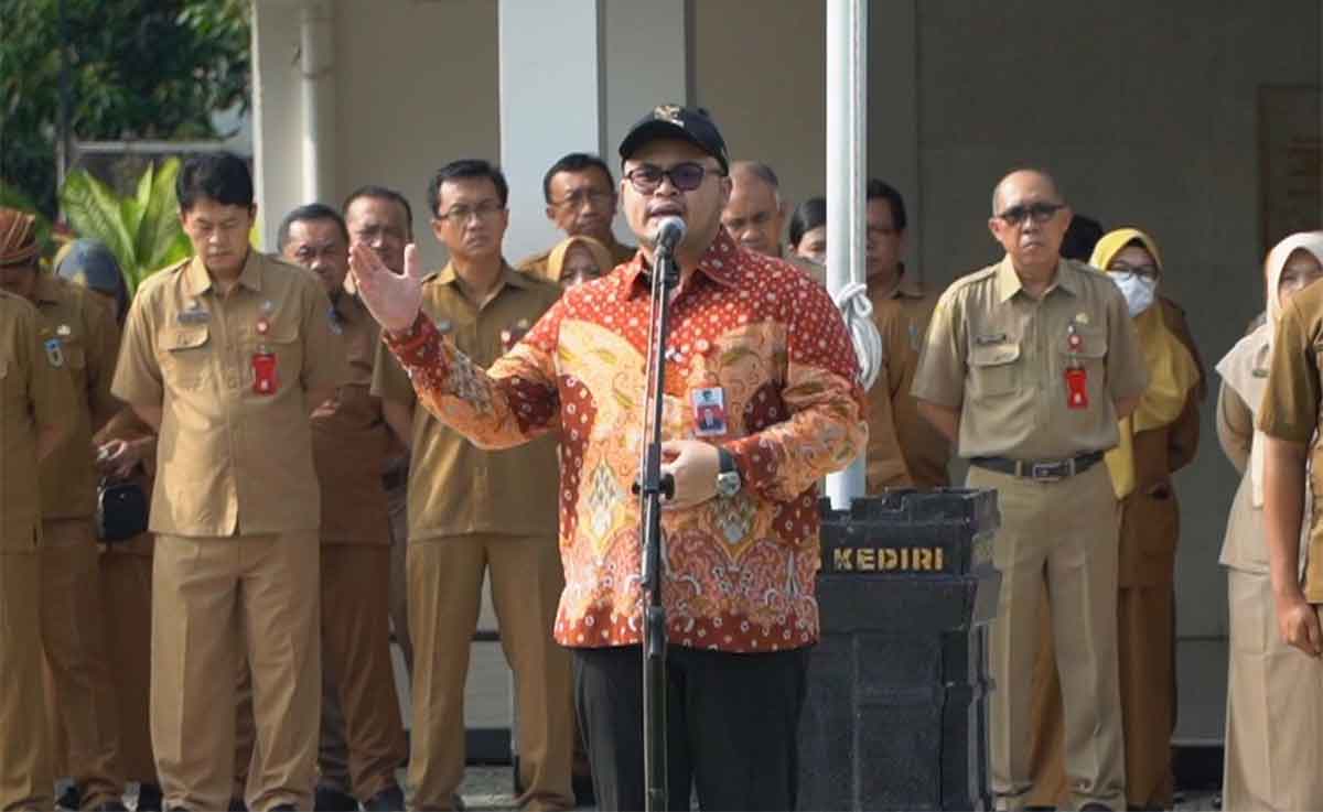 Pimpin Apel Diawal 2024, Berikut 3 Pesan Bupati Kediri untuk ASN