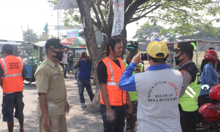 Tak Pakai Masker, Warga Bulusari Gempol Disanksi Menghafal Pancasila
