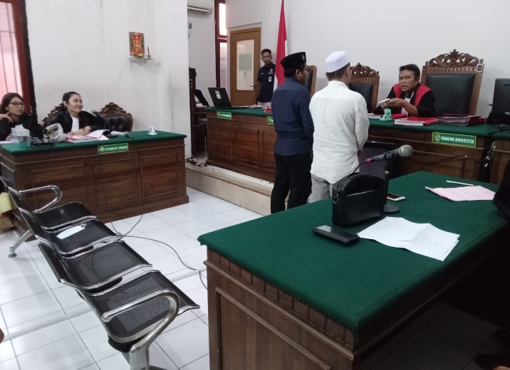 Sidang 2 Kurir Rokok Ilegal di PN Surabaya: Terdakwa Ngaku Tak Tahu soal Rokok Tanpa Cukai