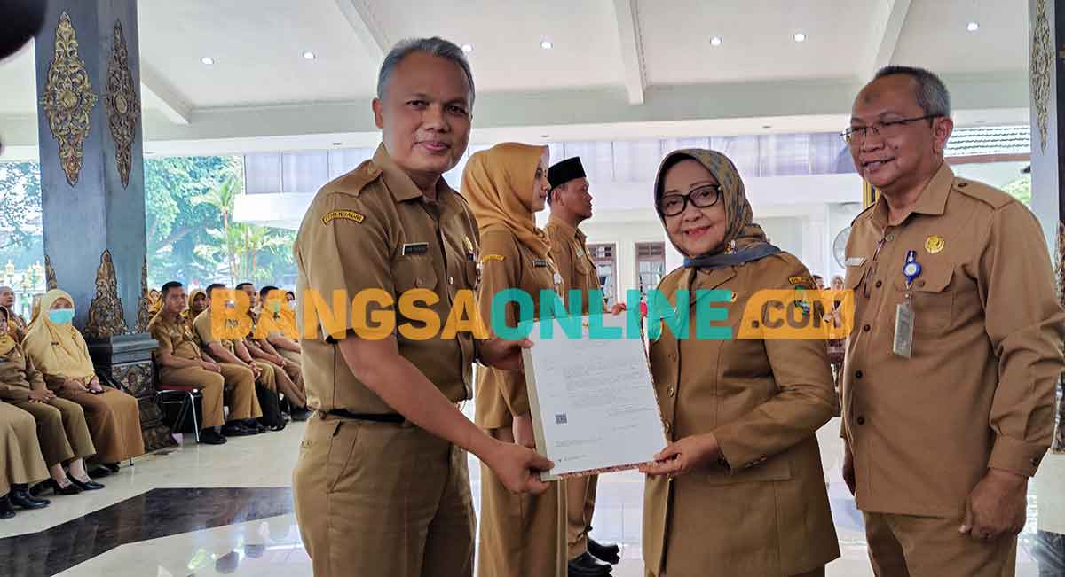 200 ASN Pemkab Jombang Terima Petikan SK Kenaikan Pangkat