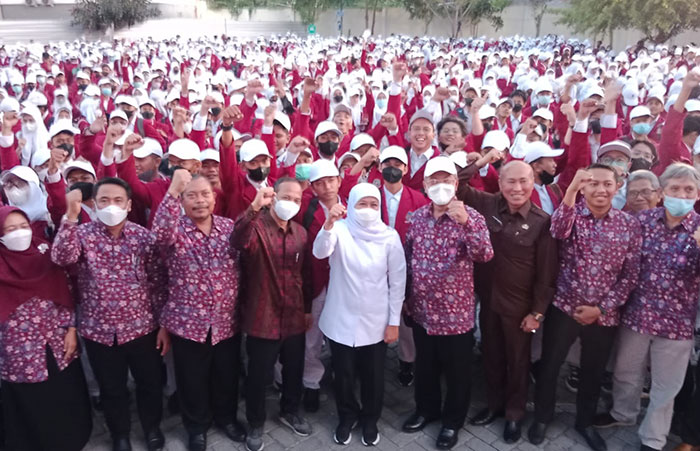 Gubernur Khofifah Minta 2.035 Mahasiswa Baru Universitas Muhammadiyah Surabaya Lakukan ini