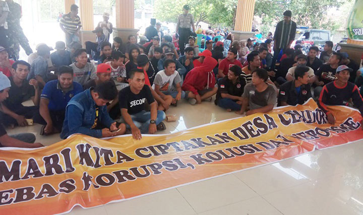 Sikapi APBDes, Warga Cendoro Mojokerto Terbelah