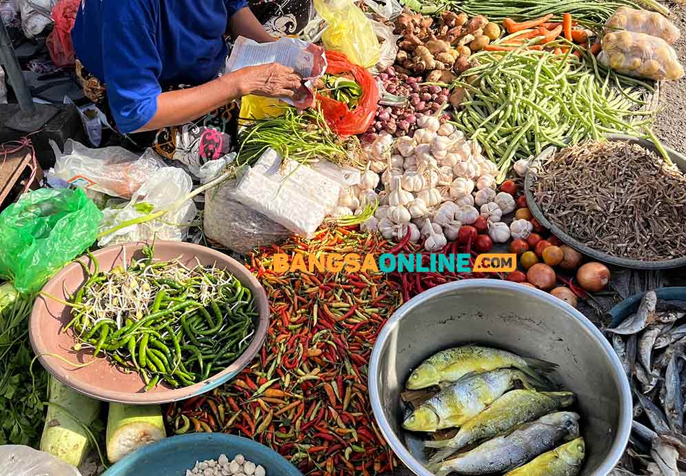 Update Harga Sembako Jatim 12 Februari 2026: Bawang Merah Rp36.187/kg, Daging Ayam Rp39.336/kg