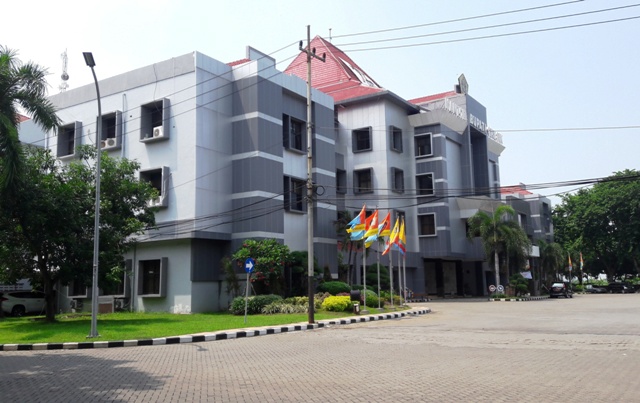Kantor Pemkab Gresik. foto: SYUHUD/ BANGSAONLINE