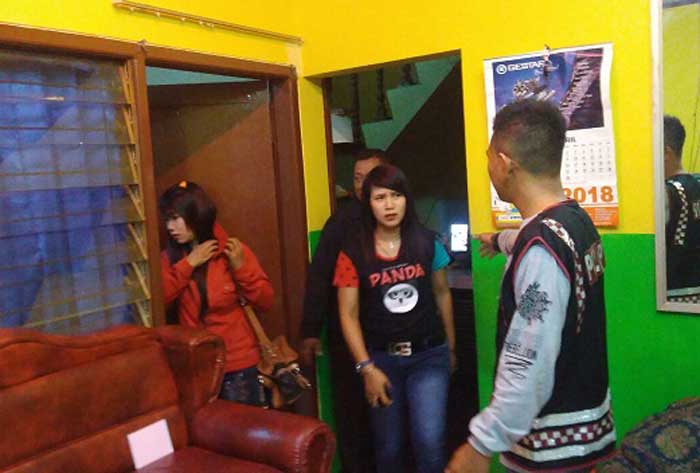 Dirazia Satpol PP Pasuruan, PSK Pura-pura Menangis dan Pingsan