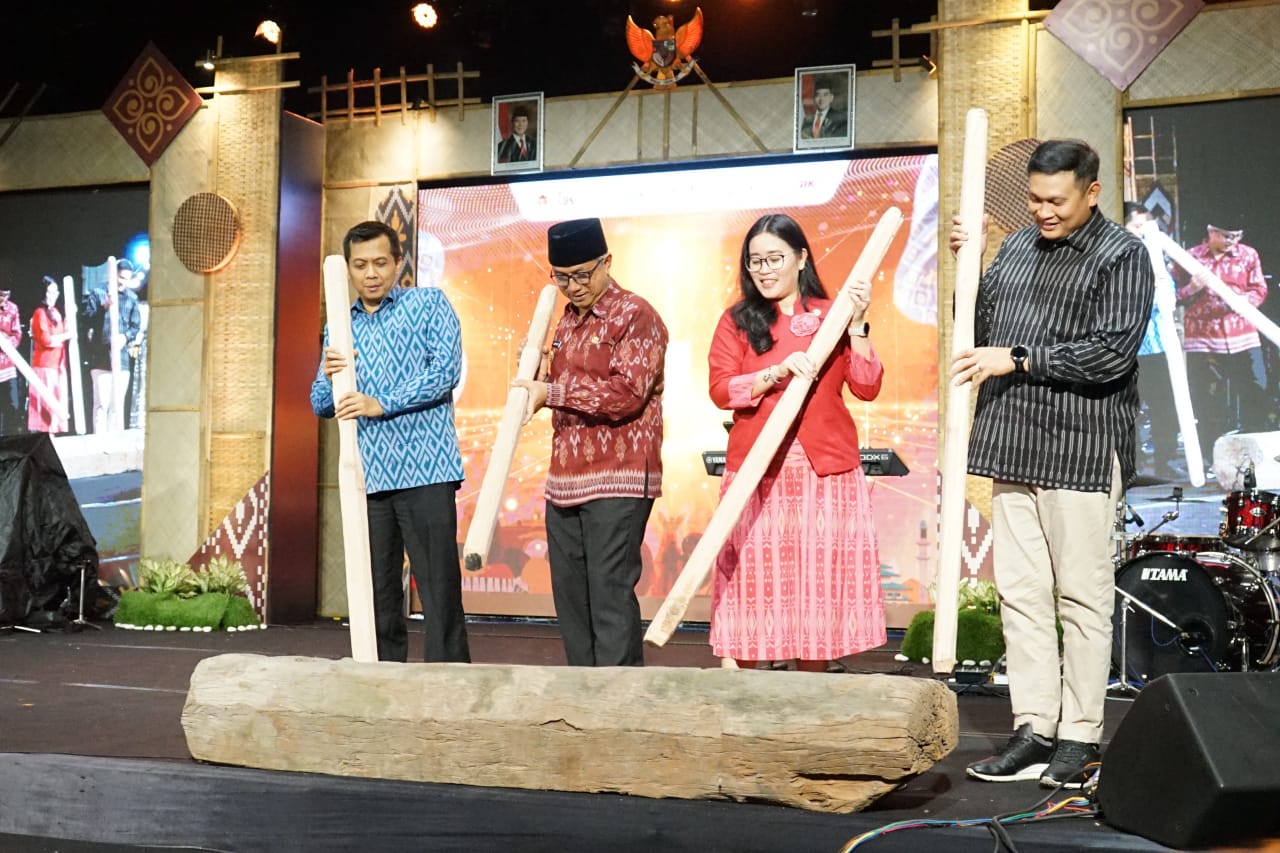 Finfest 2025 Resmi Dibuka, Wawali Qowim: Sinergi Literasi dan Inklusi Keuangan di Kota Kediri
