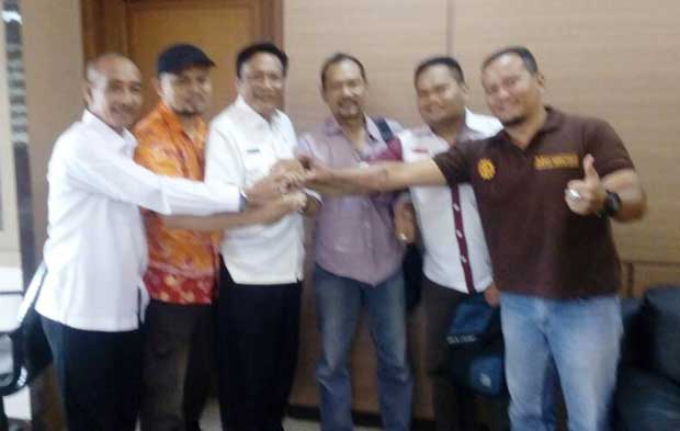 Cari Keadilan, Ratusan Karyawan PT Smelting Korban PHK Sepihak Temui Bupati Gresik