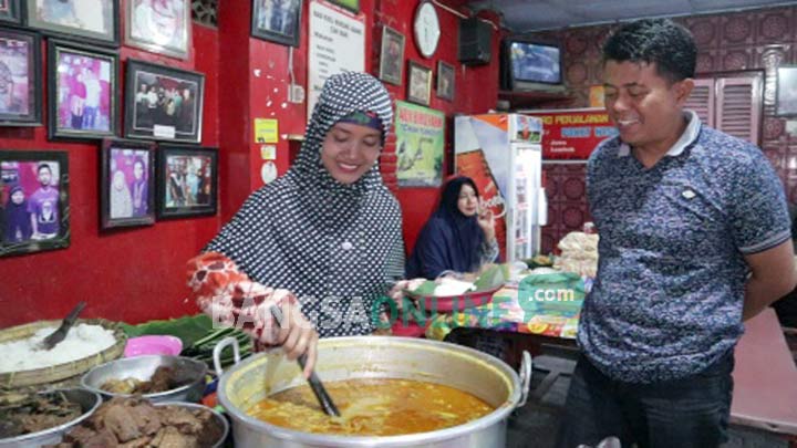 Larisnya Warung Lodeh Kikil 'Gus Dur' di Jombang, Kerap Dikunjungi Artis, Pejabat, hingga Budayawan