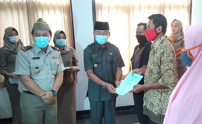 ATR/BPN Ponorogo Serahkan 7.984 Sertifikat PTSL Hingga November 2020