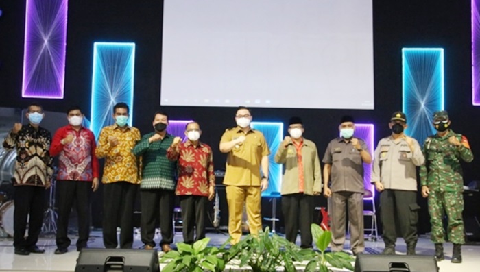 Hadiri Paskah, Mas Bup Dhito: Saya Yakin Teroris Akan Takut Melihat Kegiatan Ini
