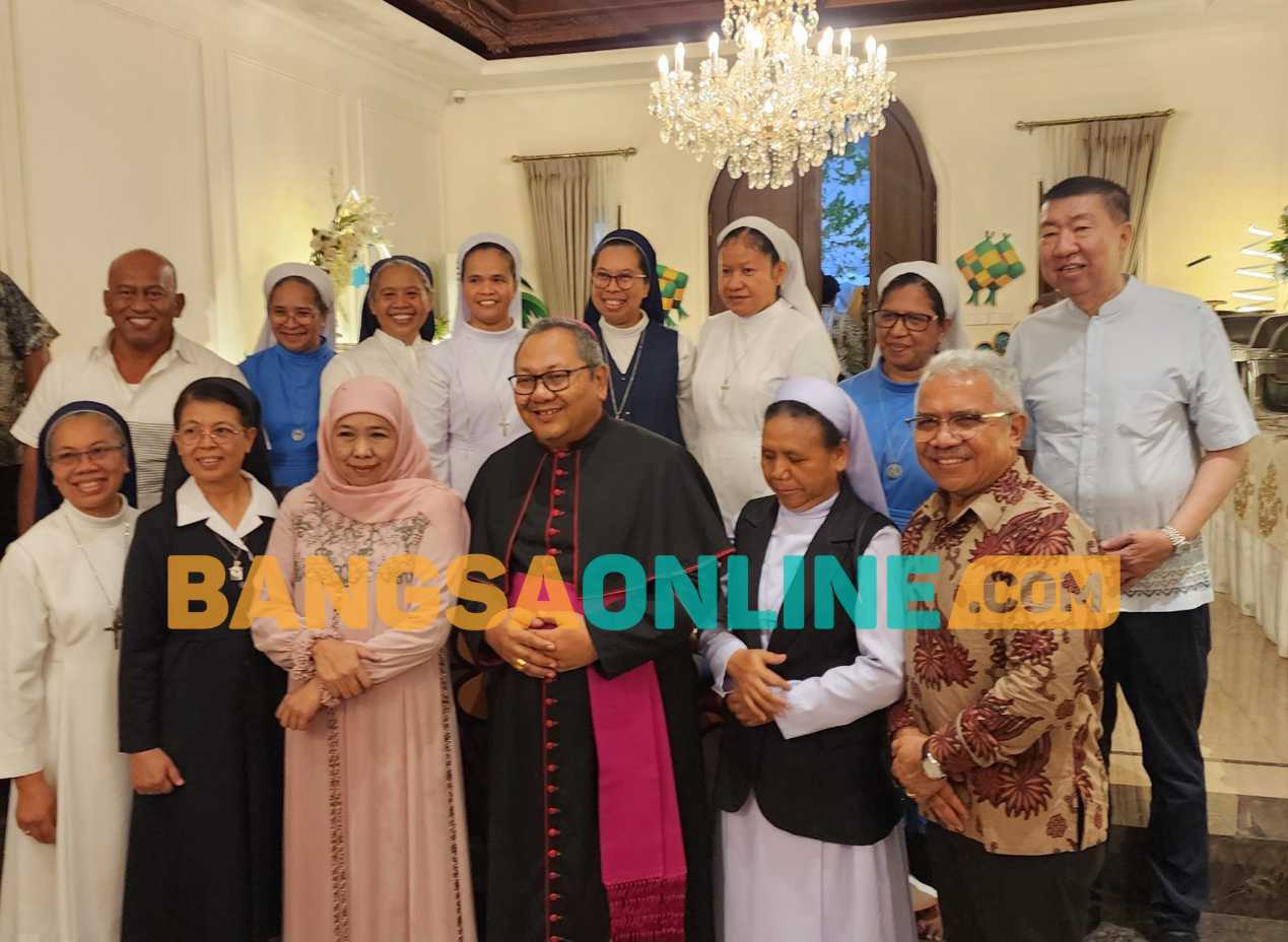 Hari ke-2 Lebaran, Open House Gubernur Jatim Dihadiri Keuskupan Gereja Katolik Surabaya