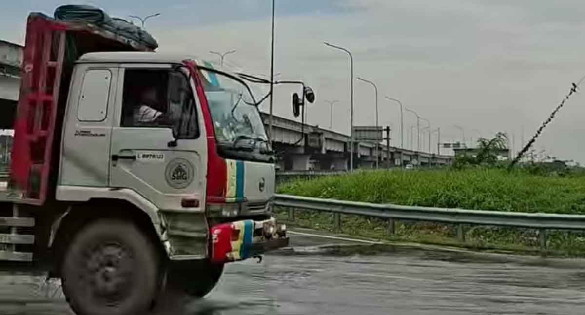 Genangan di Exit Tol Bunder Dikeluhkan, Kepala DCKPKP Gresik Bilang Begini