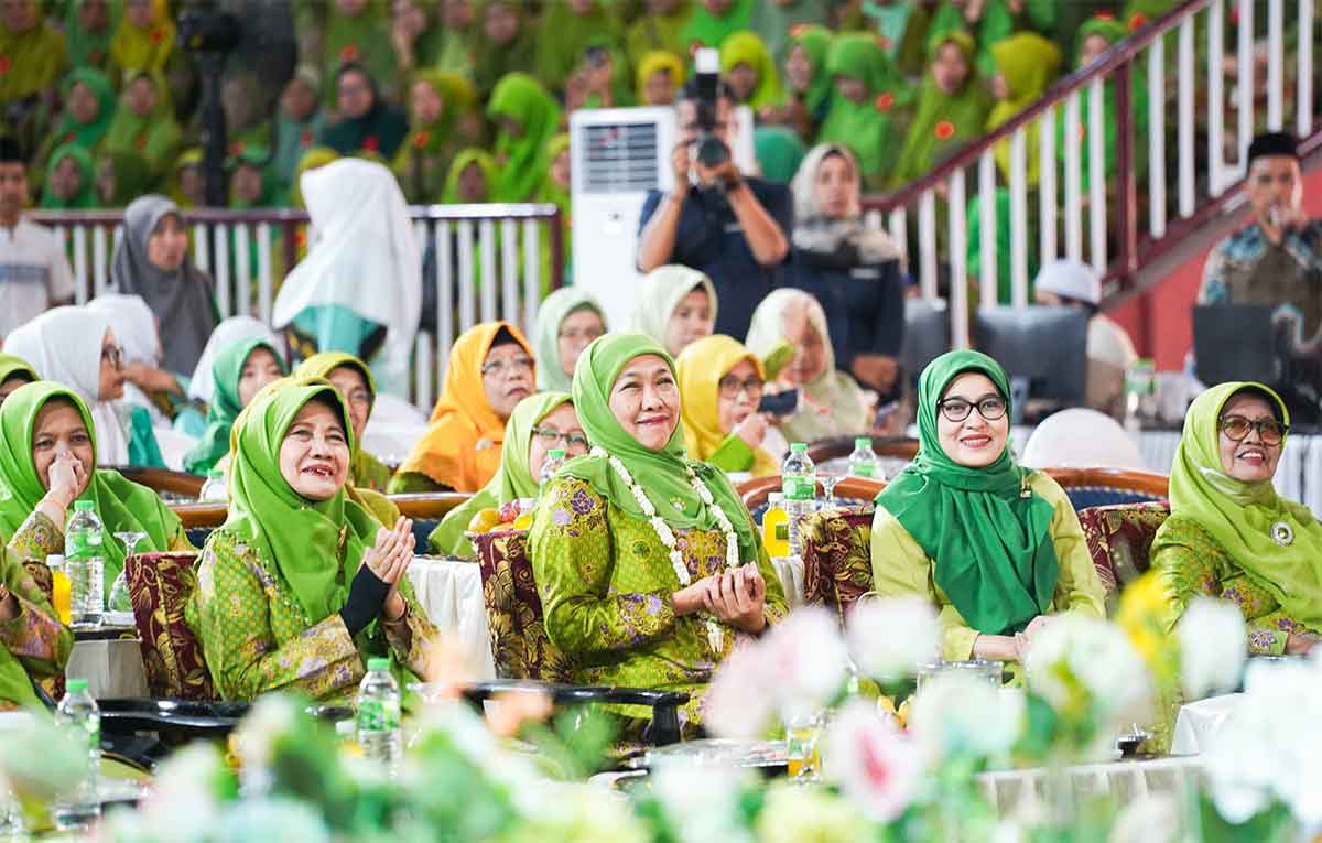 Khofifah Dorong Muslimat NU Ambil Peran Wujudkan 2 Hal ini di Kota Pasuruan